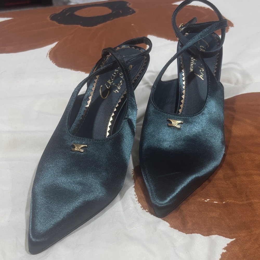 Elegant Satin Strappy Heels in Blue